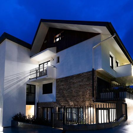 Kofradia Apartment Хондарибия Екстериор снимка